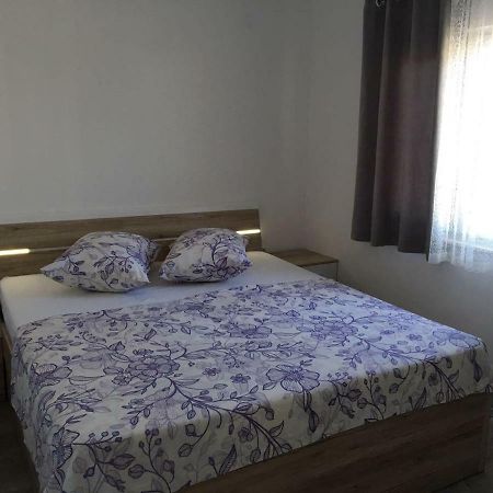 Apartman Ana Трогир Экстерьер фото