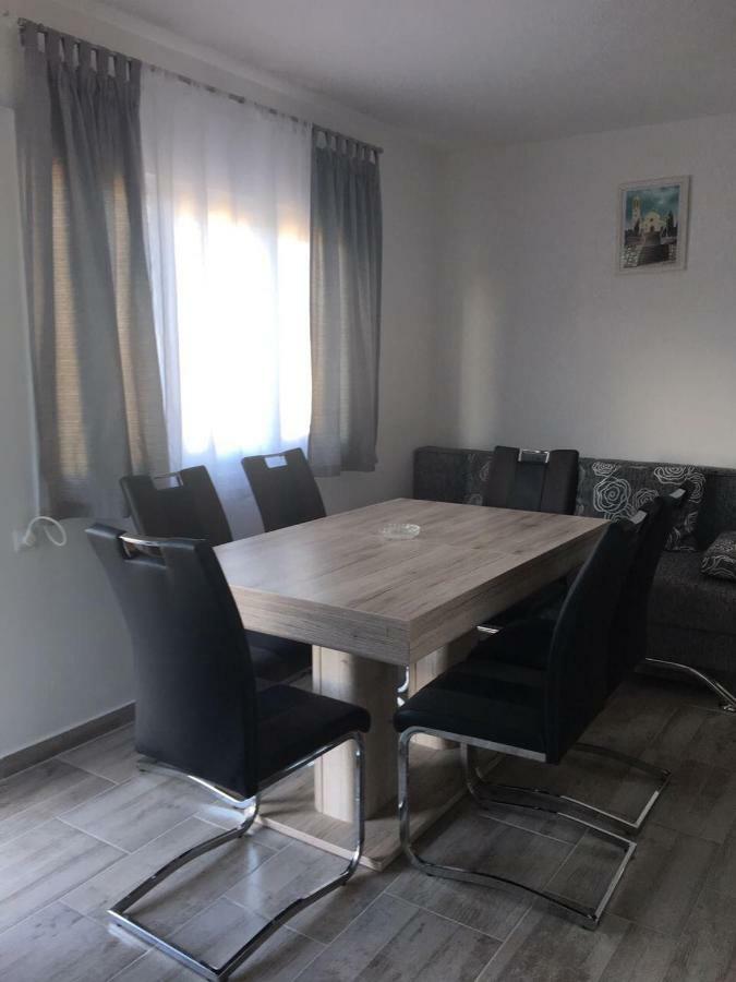 Apartman Ana Трогир Экстерьер фото